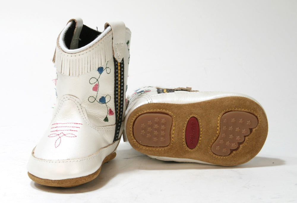 10044 Baby Boots Charlotte White