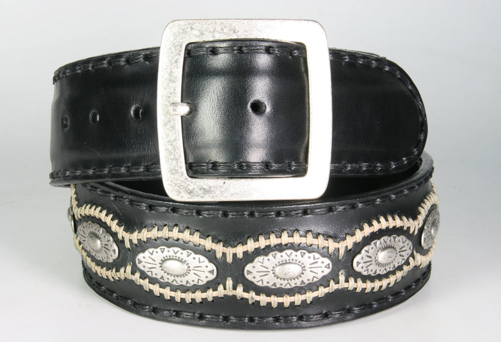 1081 Sendra Negro leather belt with conchos