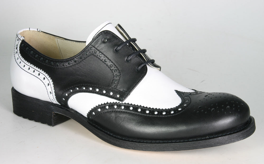 37830 Sendra Budapester Black & White