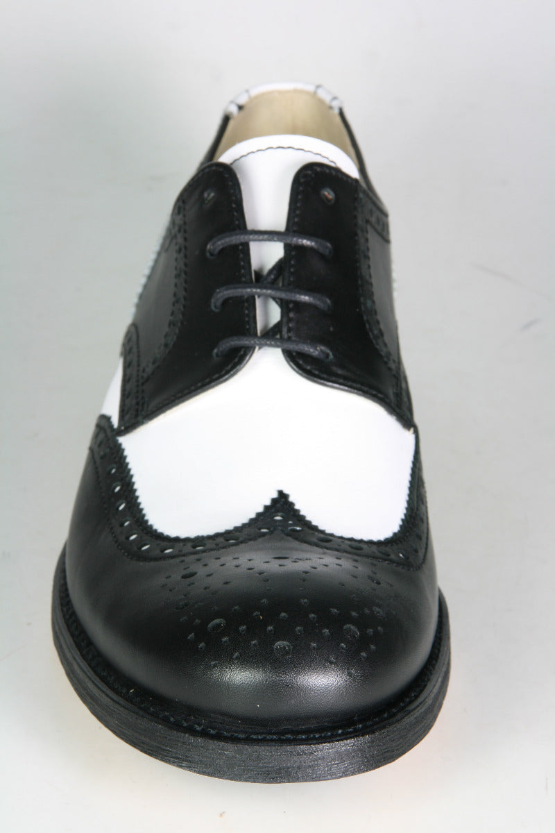 37830 Sendra Budapester Black & White
