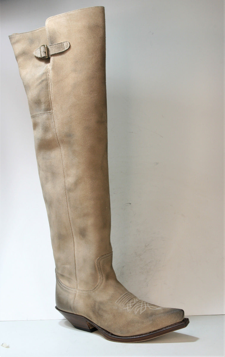 7977 Sendra Boots Overknees Serr. Natural Usado Usado Neg.