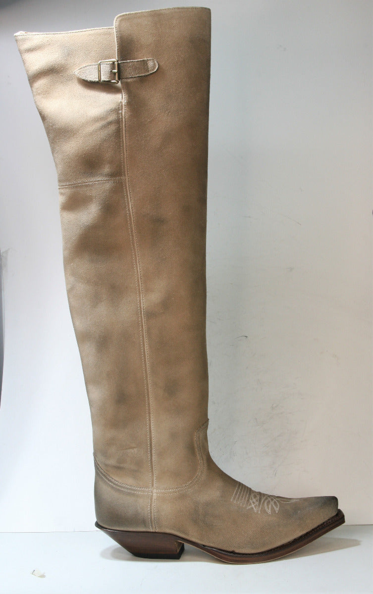 7977 Sendra Boots Overknees Serr. Natural Usado Usado Neg.
