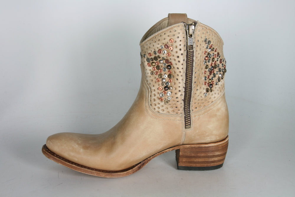 8602 Sendra Ankle boots Olimpia Milk Cuoio rivets