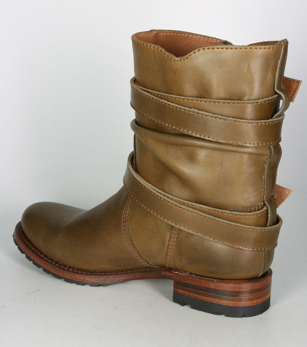 9695 Sendra Bikerboots Kurzsschaft Snowbut Oliva