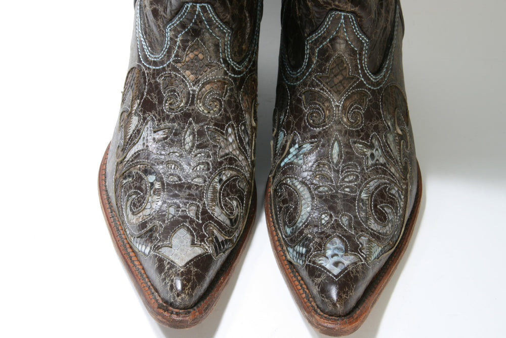 G528CP Cuadra cowboy boots Baby Blue Python
