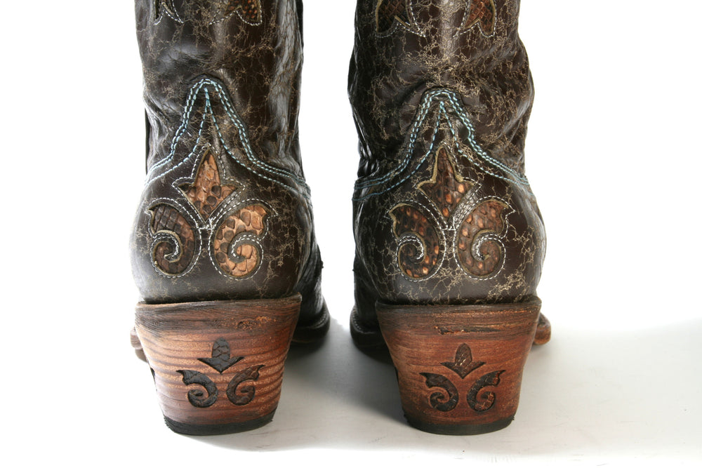 G528CP Cuadra cowboy boots Baby Blue Python