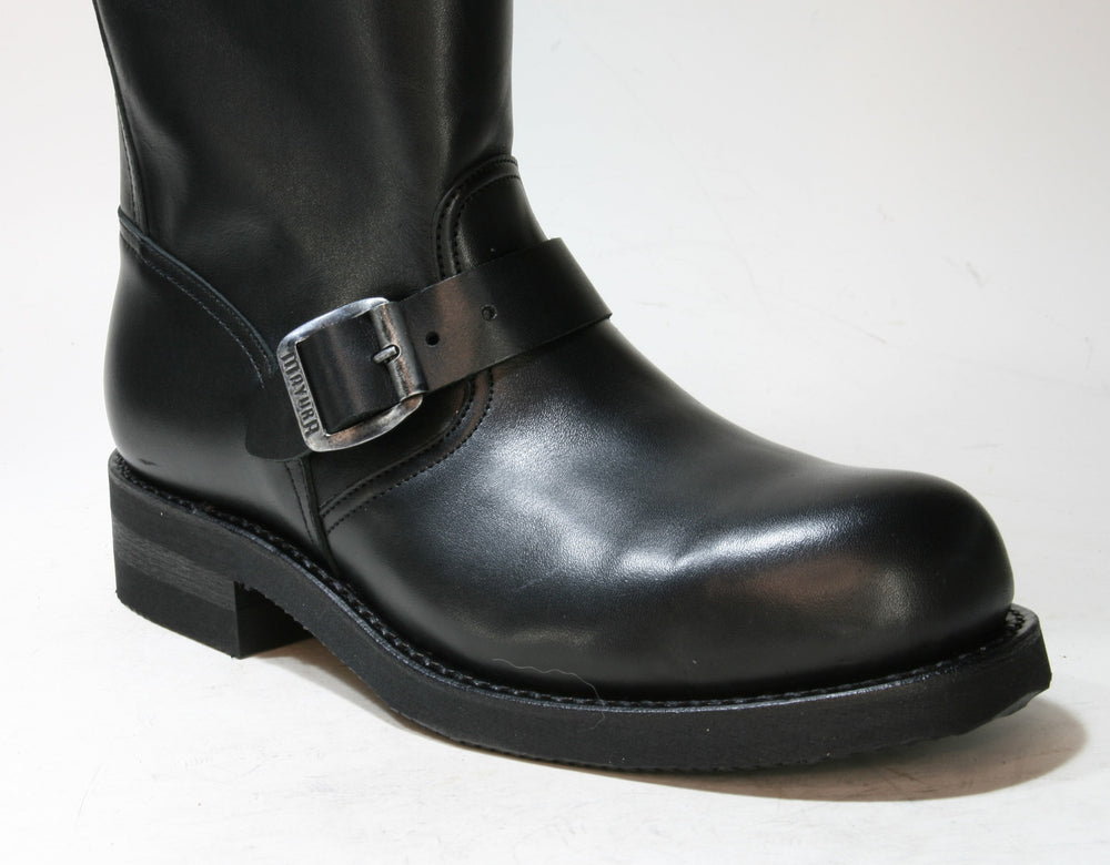 1590 MAYURA Engineer Negro