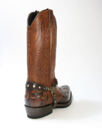 Seitliche Aansicht der Mayura Bikerboots mit klassischer Bikerform