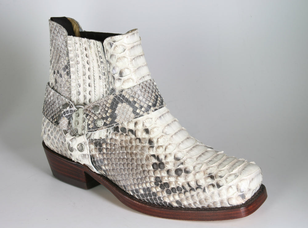 5049 Sancho Bikerboots short Python Saba