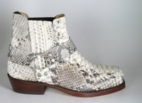 5049 Sancho Bikerboots short Python Saba