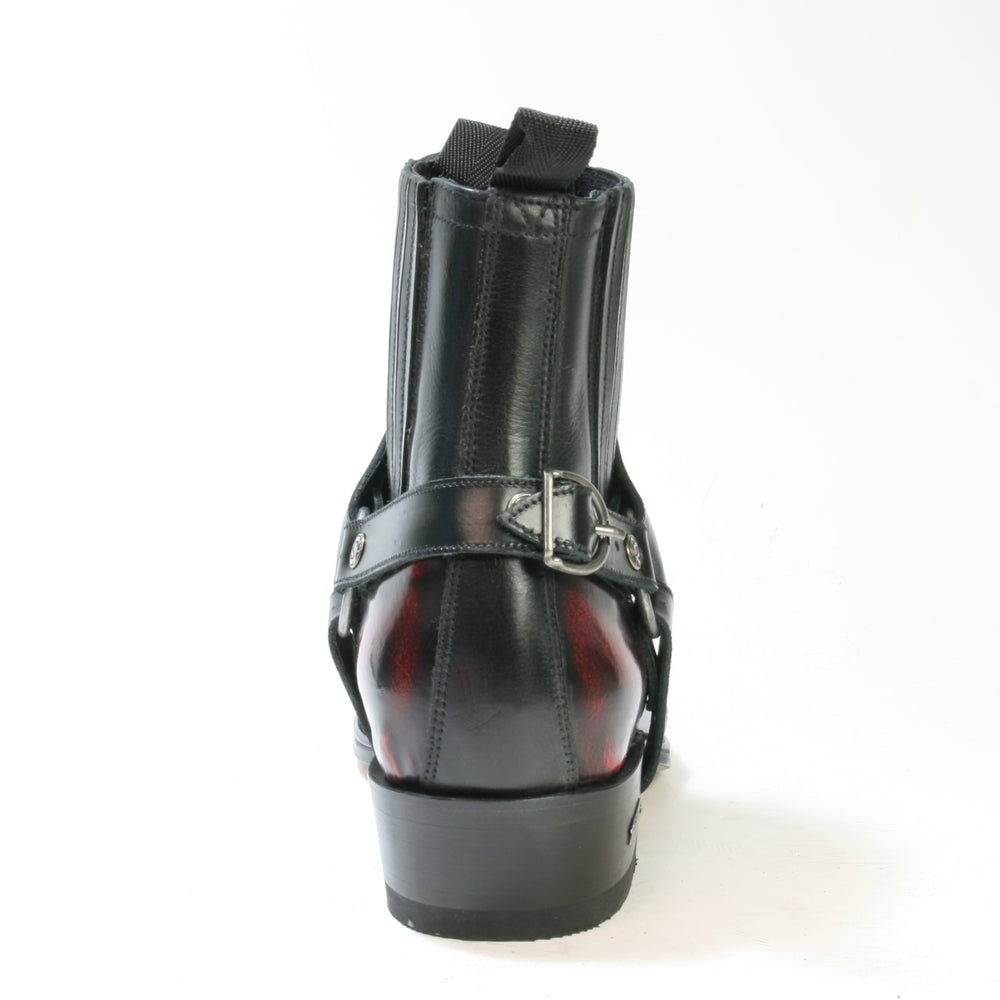Rückansicht der Sendra Bikerboots in Schwarz und Bordeaux