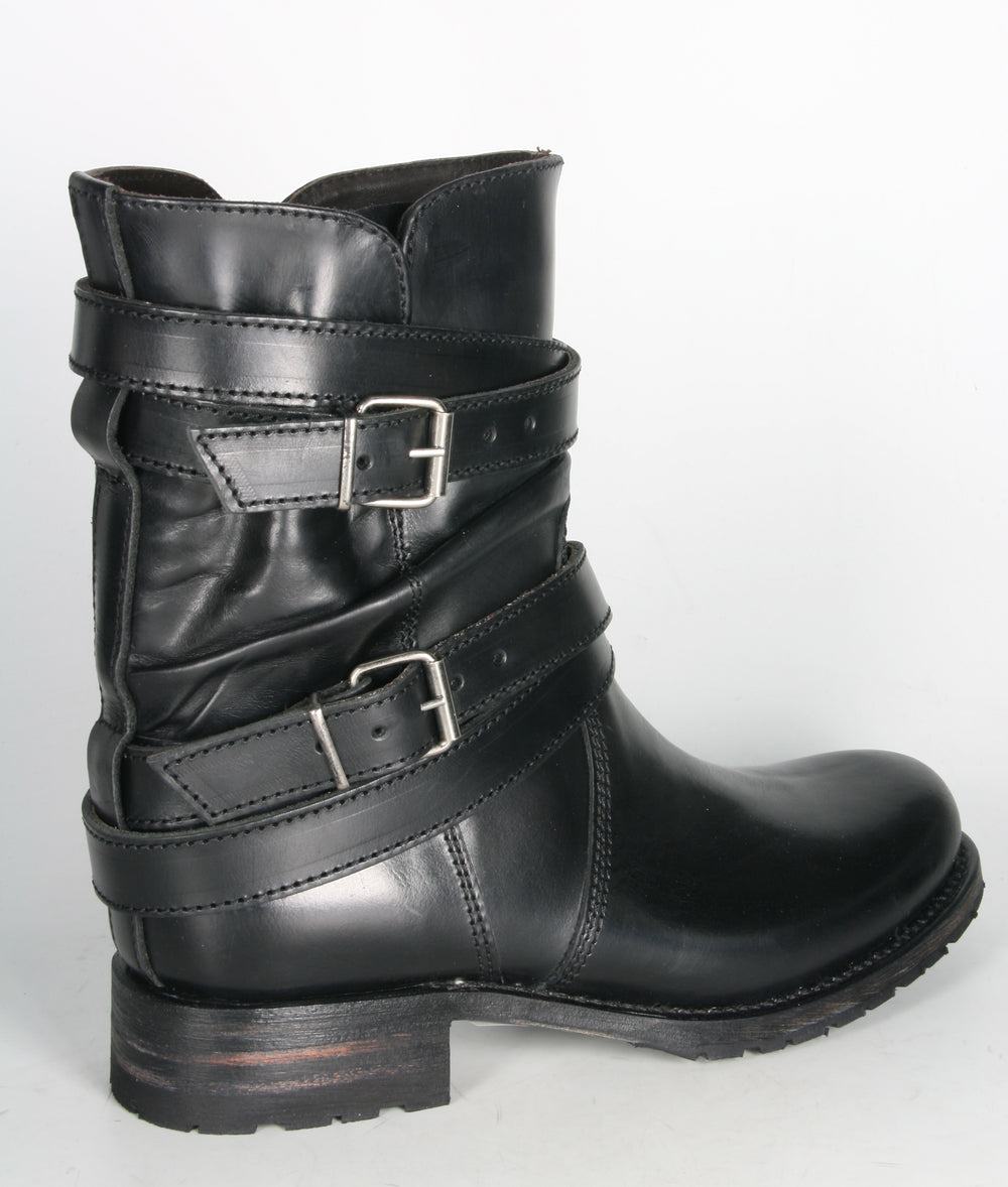 9695 Sendra Bikerboots Kurzsschaft Ciclon Negro