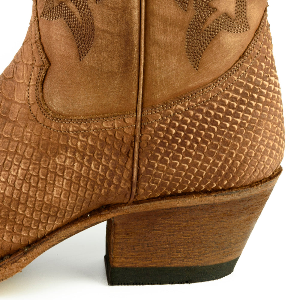 2524 Mayura cowboy boots cognac Lavado