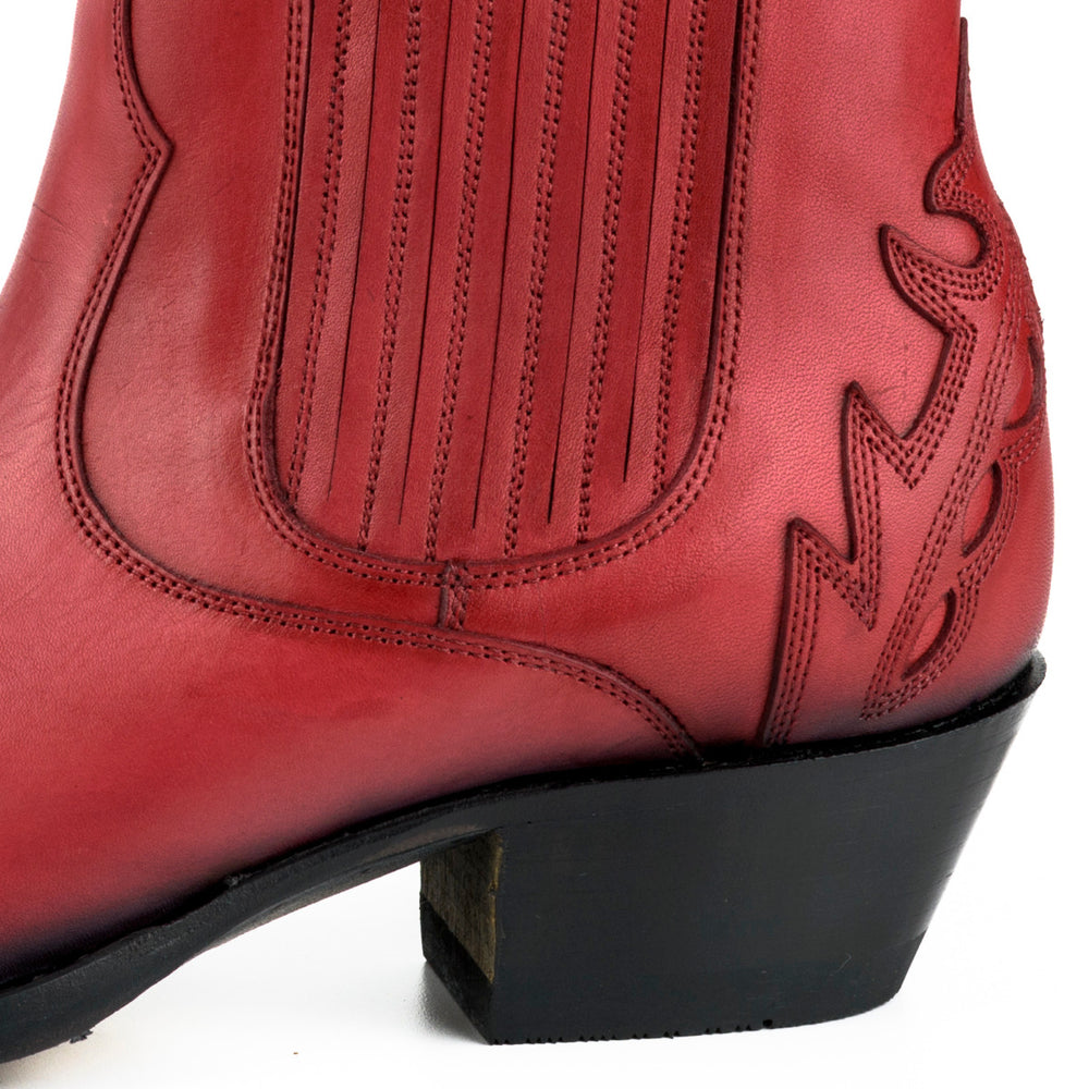 2487 Mayura Boots Cowboy ankle boots red