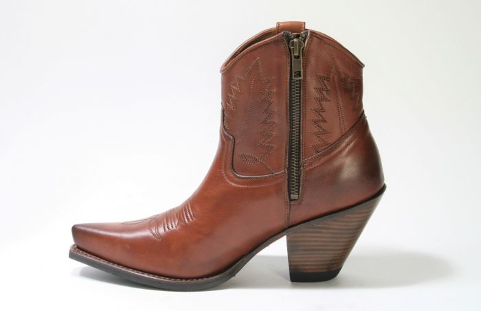 Ladies leather discount cowboy boots
