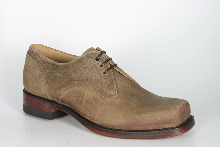 Arena shoes cheap