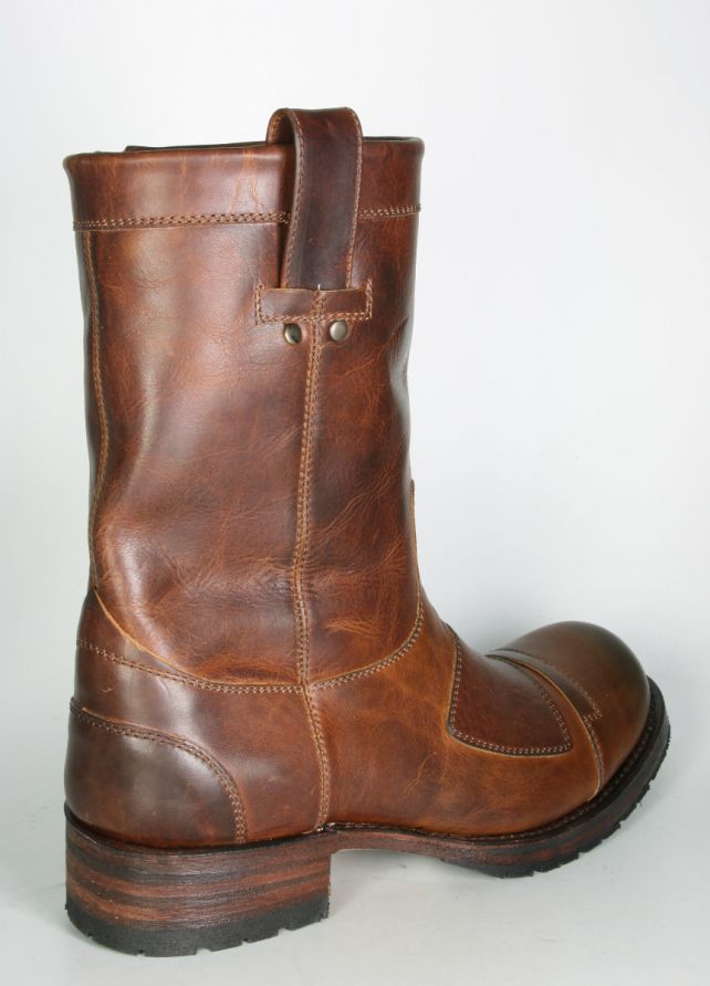 Triumph dadlington boots store