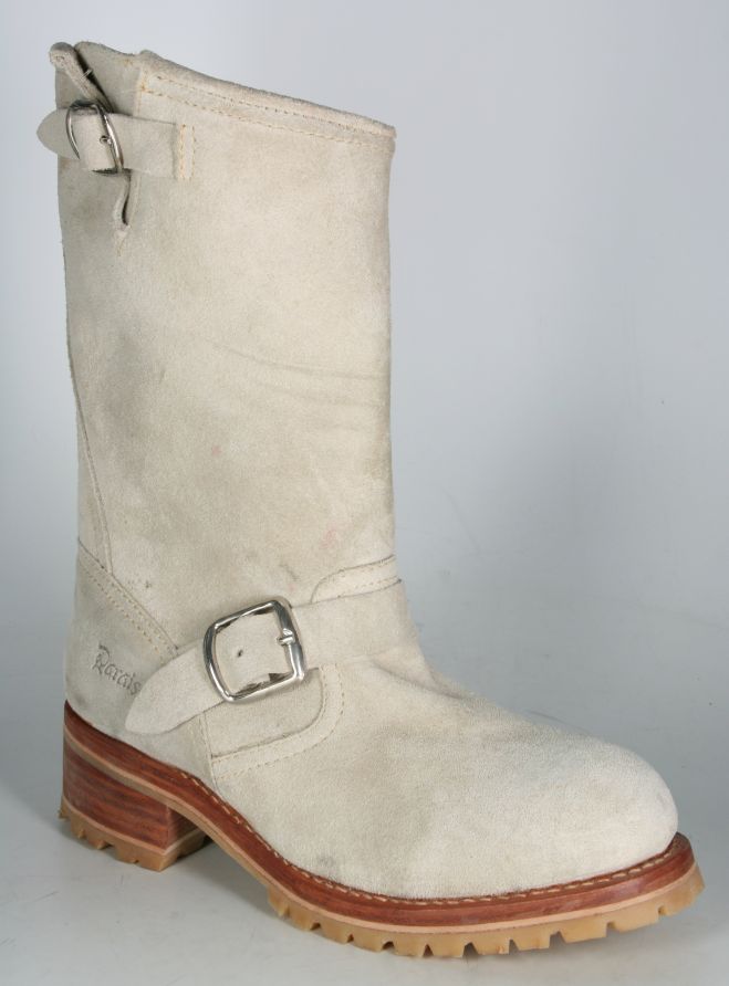 beige boots wildleder