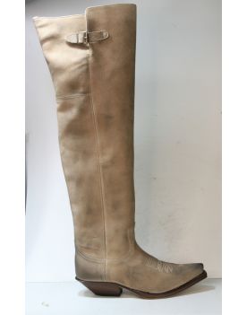 7977 Sendra Boots Overknees Serr. Natural Usado Usado Neg.